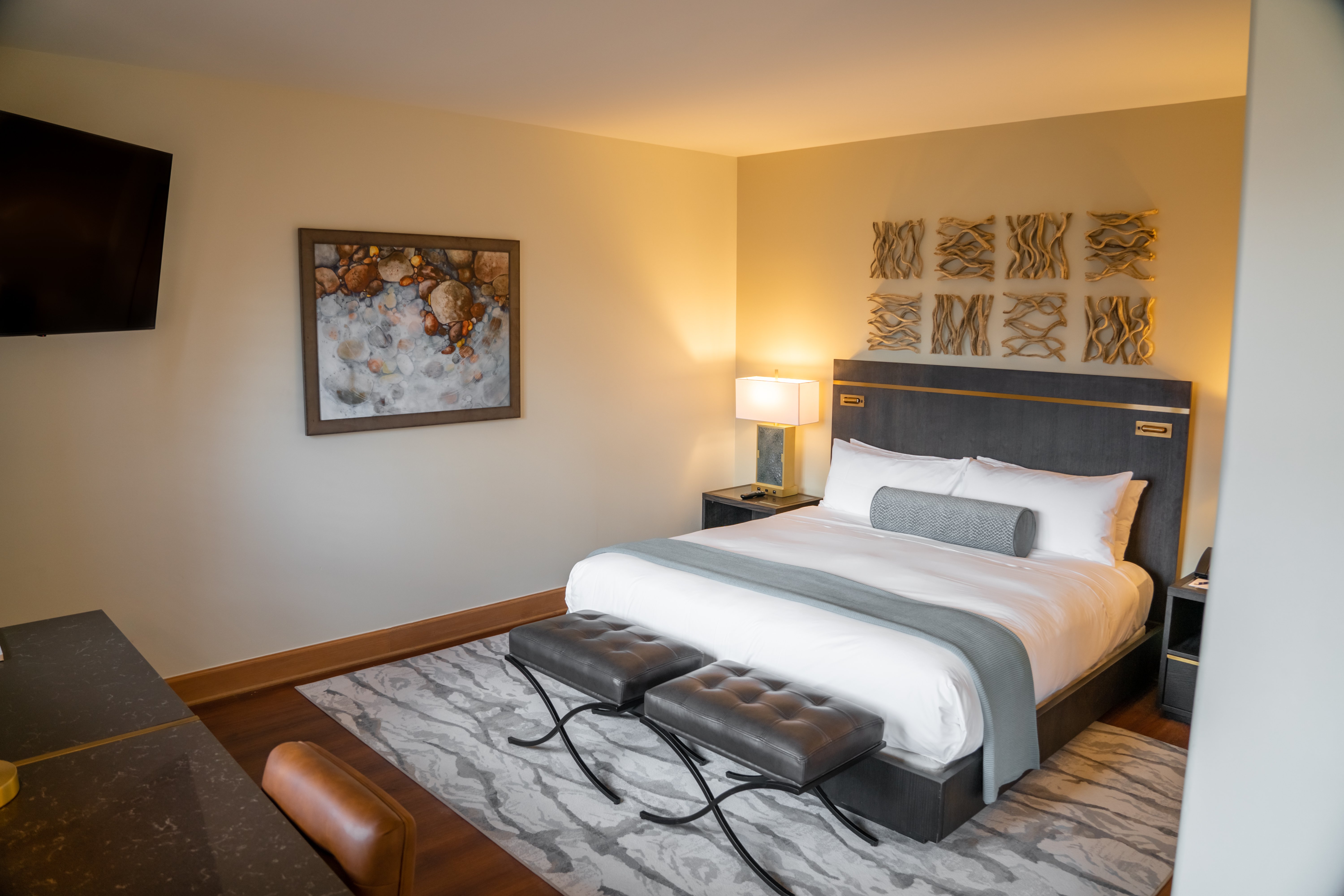 Guest Services & Amenities 2